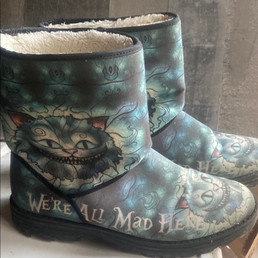 Cheshire Cat Themed Boots